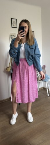 Dłuższa midi spódnica z rozcięciem wiskoza wiskozowa hit kropki różowa