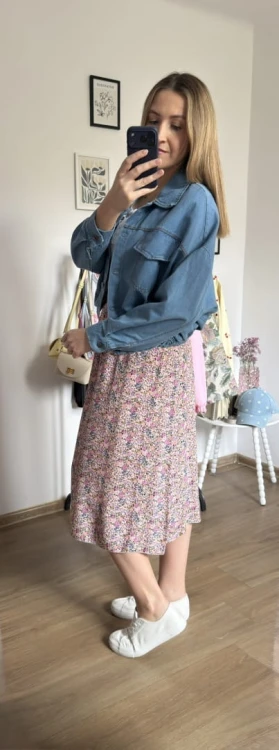 Dłuższa midi spódnica z rozcięciem wiskoza wiskozowa hit kwiaty łączka