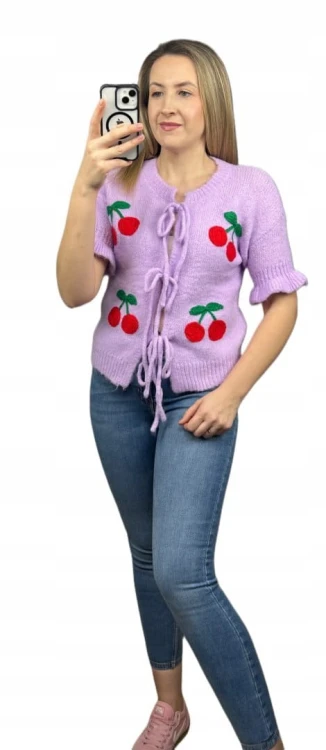 Fiolet sweterek krótki rękaw falbanka wiśnie cherry wiązany kokardki Azara