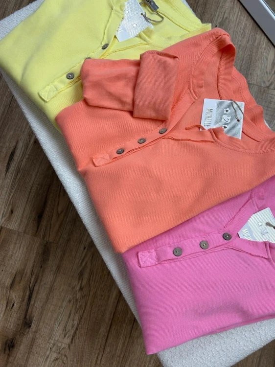 Klasyczna czarna bluzka damska prążkowana guziki bawełna Michelle- BASIC RIB