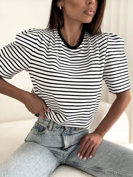 Klasyczny t-shirt poduszki w paski czarny biały bufki bawełna XS S M