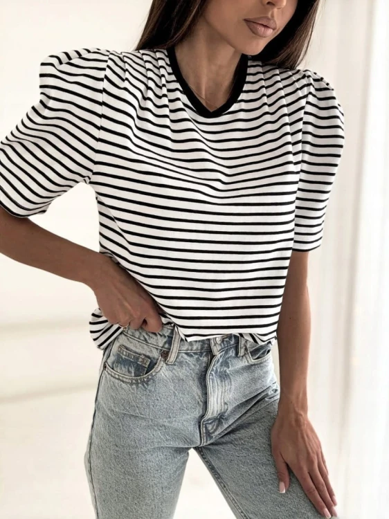 Klasyczny t-shirt poduszki w paski czarny biały bufki bawełna XS S M