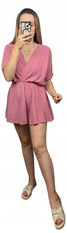 Kombinezon różowy krótki muślinowy kopertowy dekolt bawełniany Sweetissima