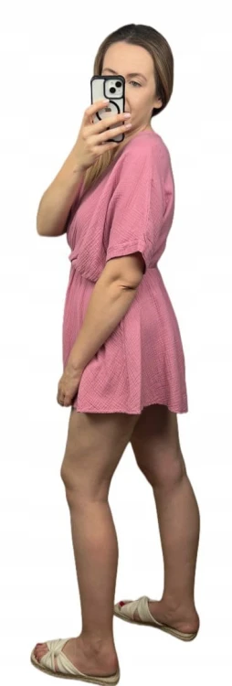 Kombinezon różowy krótki muślinowy kopertowy dekolt bawełniany Sweetissima