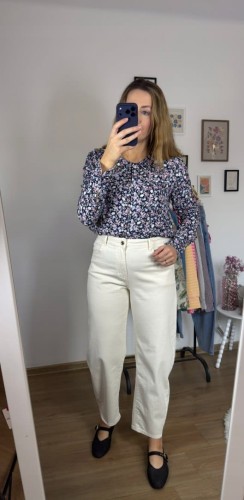 Koszula z kołnierzykiem w kwiaty 100% wiskoza granatowa New Collection- FLORELLA