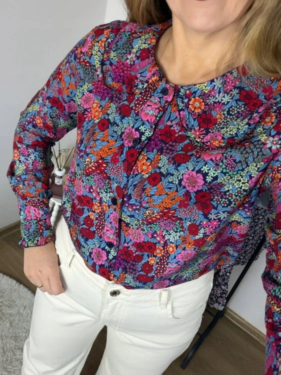 Koszula z kołnierzykiem w kwiaty 100% wiskoza wielokolorowa New Collection- FLORELLA