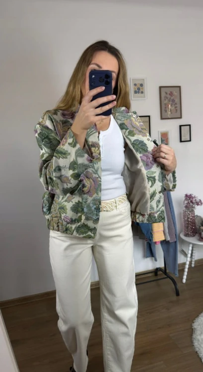 Luźna bomberka kurtka w kwiaty liście tkanina żakardowa - ORNELLA BOMBER