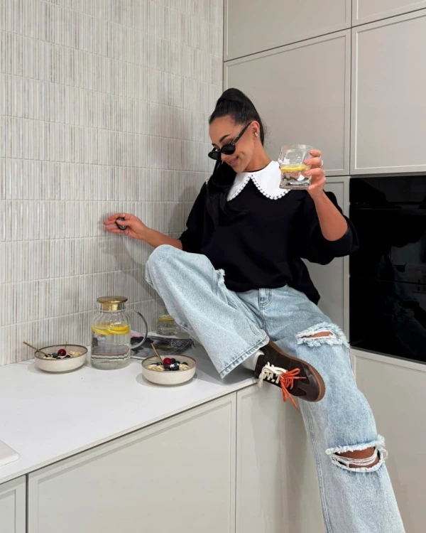 Luźna czarna bluza oversize z kołnierzem bawełniana La Milla