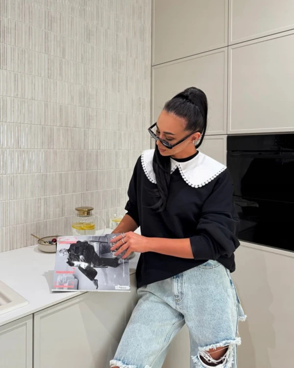 Luźna czarna bluza oversize z kołnierzem bawełniana La Milla