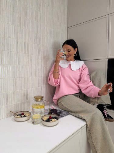 Luźna różowa bluza oversize z kołnierzem bawełniana La Milla