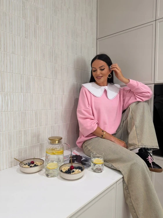 Luźna różowa bluza oversize z kołnierzem bawełniana La Milla