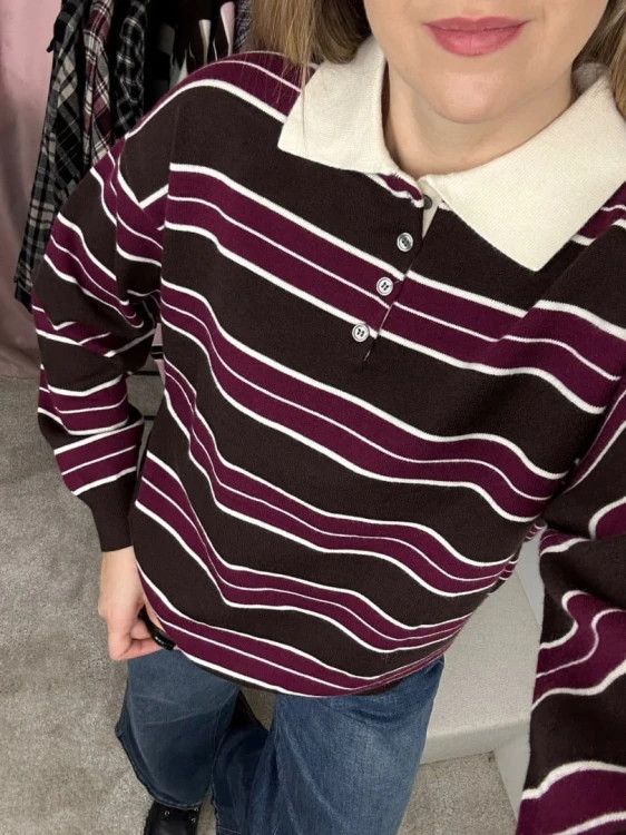 Luźny sweter z kołnierzem polo w paski oversize brązowy bordowy wiskoza- POLOLINE