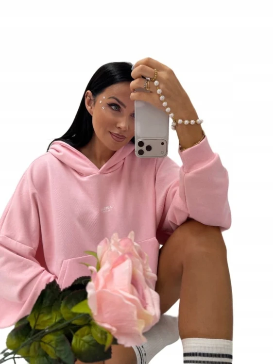 Różowa cukierkowa bluza oversize bawełniana luźna kangurka La Milla