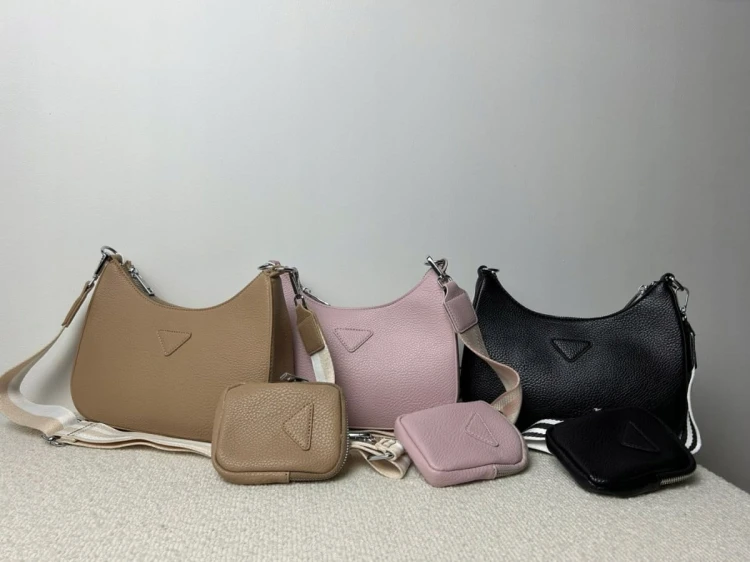 Różowa torebka 2w1 materiałowy pasek saszetka ekoskóra Victoria Co