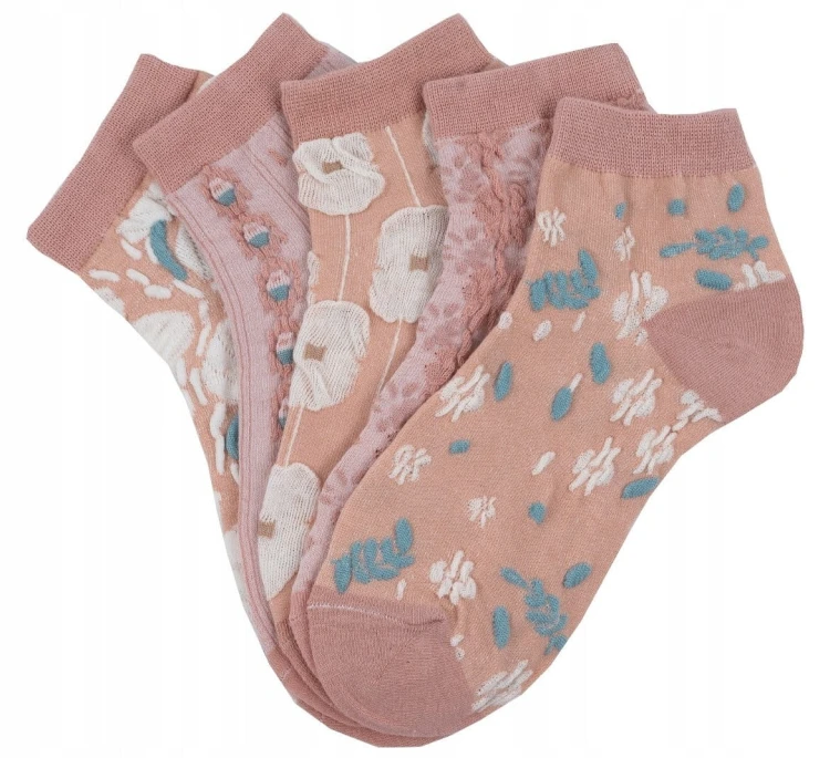 Skarpety damskie w kwiaty 3D słodkie stopki bawełna bawełniane 35-39