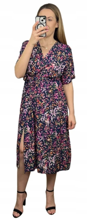 Sukienka midi kopertowy dekolt w kwiaty rozcięcie 100% wiskoza granatowa