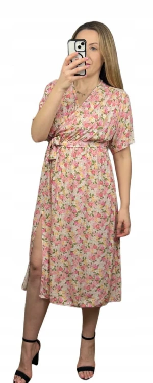 Sukienka midi kopertowy dekolt w kwiaty rozcięcie 100% wiskoza różowa