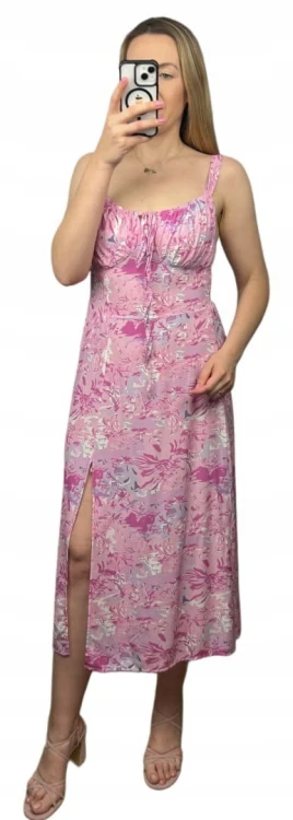 Sukienka w kwiaty na ramiączkach rozcięcie różowa lila 100% wiskoza midi