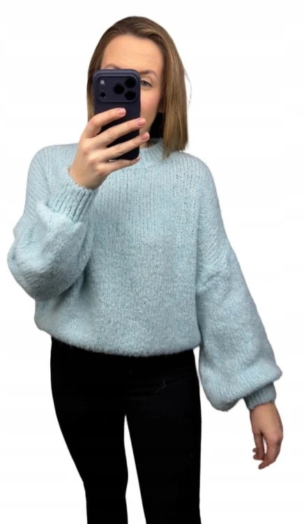 Sweter oversize błękitny pastel bufiaste rękawy chmurka 12% kid moher wełna- CLOUDY