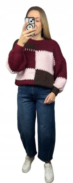 Sweter oversize bufiaste rękawy luźny patch wzorzysty bordo pudrowy róż- PATCHY