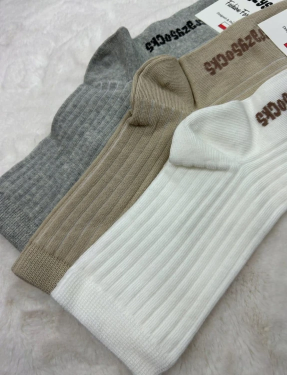 Szare prążkowane klasyczne bawełniane skarpety damskie CrazySocks 36-39