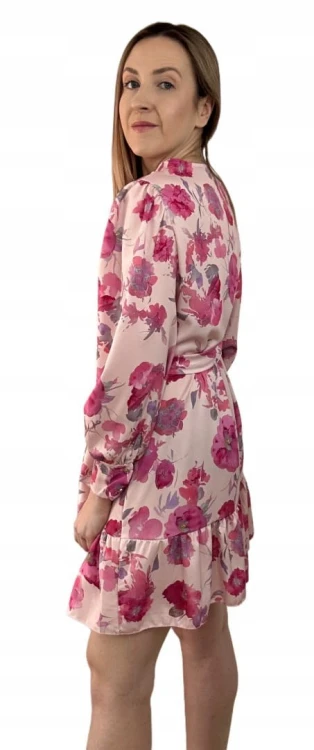 Szlafrokowa kopertowa krótka sukienka w kwiaty falbanka rękaw różowa róż