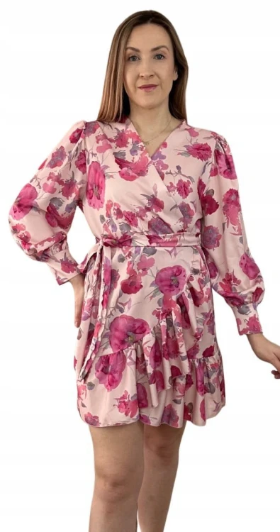 Szlafrokowa kopertowa krótka sukienka w kwiaty falbanka rękaw różowa róż
