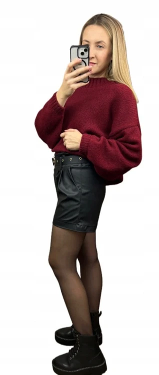 Szorty czarne spodenki wysoki stan skóra ekologiczna pasek klamra S