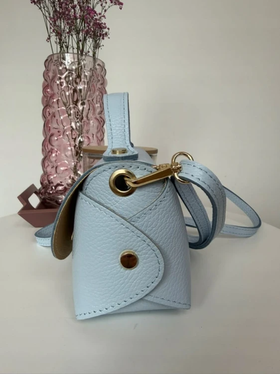 Torebka mała skóra naturalna licowa niebieska błękitna pasek Vera Pelle- MARZIA