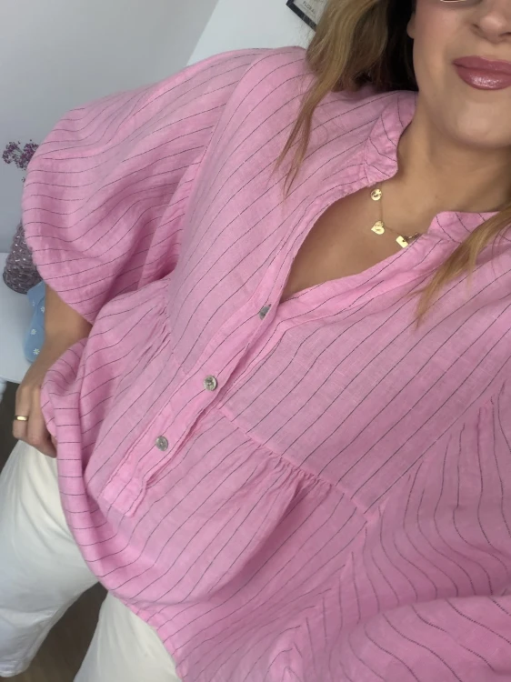 różowa koszula damska detal materiału bawełna struktura