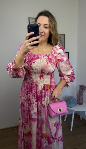 sukienka lorena maxi różowa w kwiaty rozcięcie