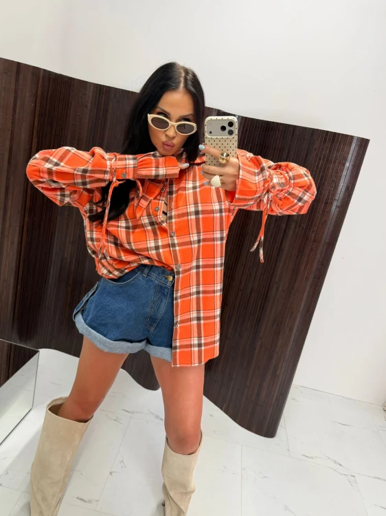 Koszula damska w kratę pomarańczowa z wiązaniami przy rękawach