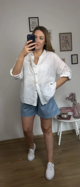 Biała koszula lniana oversize MILA stylizacja letnia
