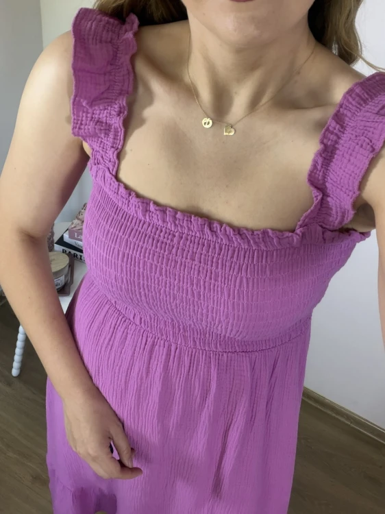 Sukienka midi SELENA jagodowa detal materiału