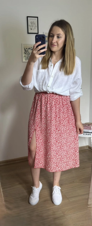 Czerwona spódnica midi w kwiaty stylizacja damska