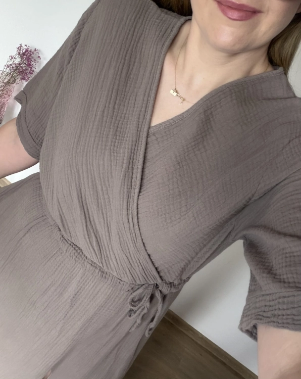 Letnia sukienka midi kolor taupe fango