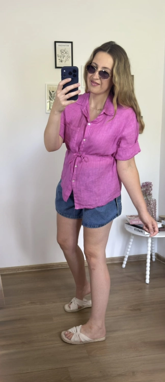 Letnia koszula SIENA różowa na modelce