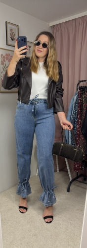 Jeansy Wide Leg z wiązaniem u dołu MILAS – stylizacja z przodu XL