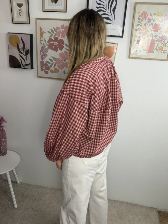 Koszula Flanelowa Oversize EMMA WIYA bordowa – widok z boku