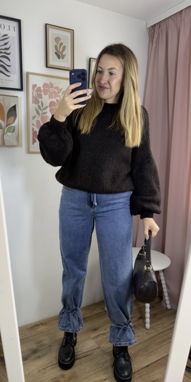 Puszysty sweter CLOUDY w kolorze czekoladowego brązu