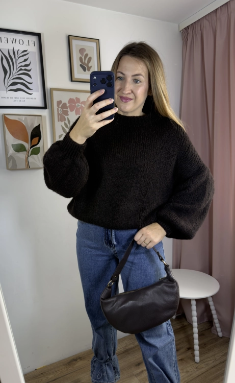 Brązowy sweter CLOUDY damski – stylizacja na jesień