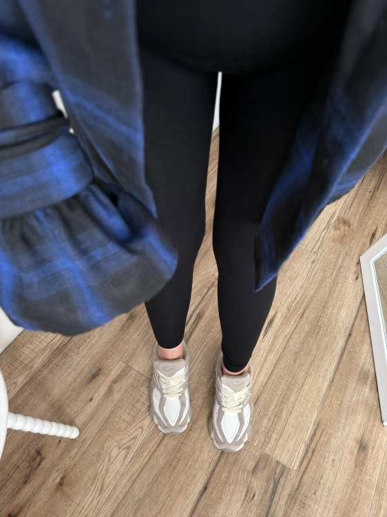 Czarne legginsy damskie L/XL – szczegóły materiału