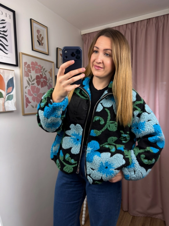 Kurtka damska typu baranek FLORAL TEDDY w kwiatowy wzór