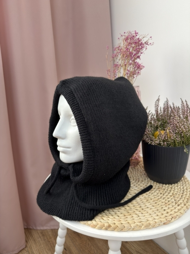 Czarna balaclava FOCUS – dzianinowa kominiarka damska