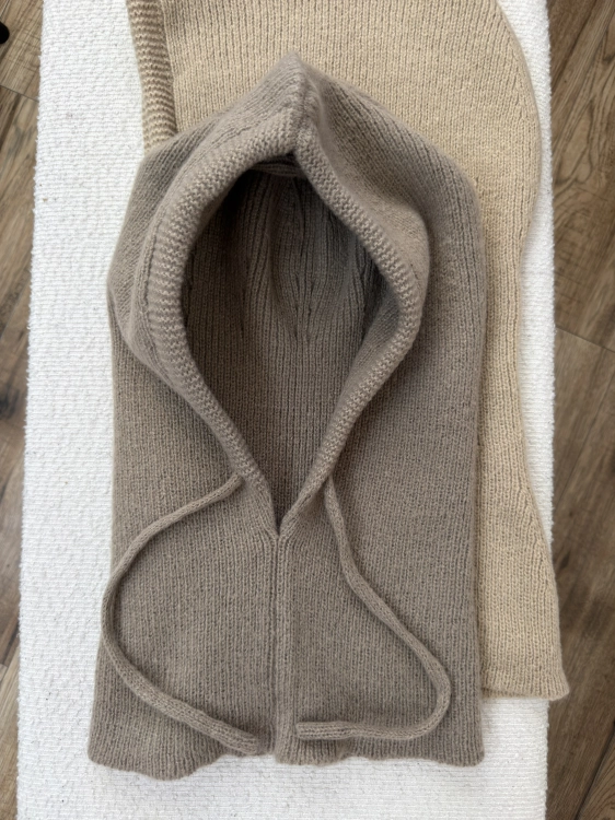Balaclava FOCUS fango z szerokim kominem