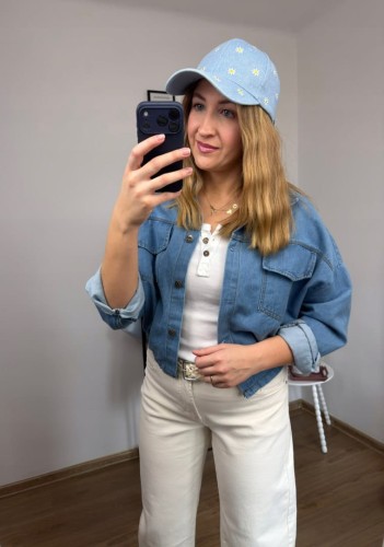 Bawełniana czapka damska z daszkiem niebieska haft stokrotki regulowana