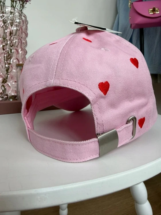 Bawełniana czapka damska z daszkiem różowa haft serduszka regulowana