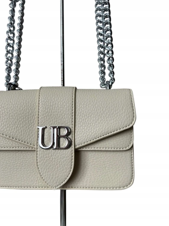 Beżowa mała torebka na ramię ze srebrnym łańcuszkiem Unibella