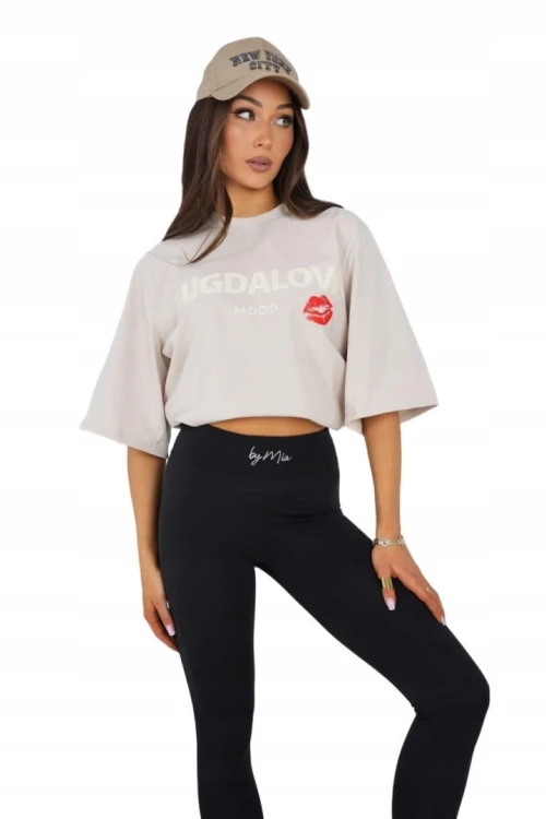 Beżowy t-shirt bawełniany BUGDALOVA oversize luźny By Mia- MOOD