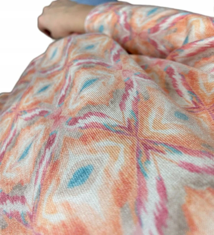 Bluzka dzianinowa dekolt V luźna rękawy wiosna wzorzysta uni bawełna